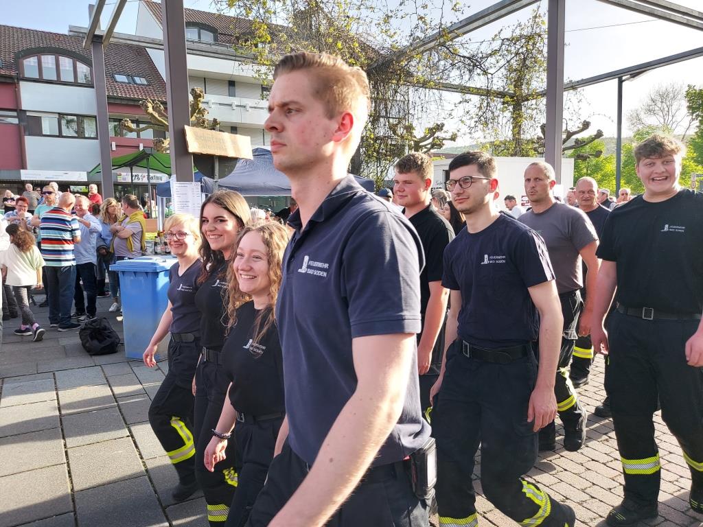 FF Bad Soden Maibaum Aufstellen 2024 006
