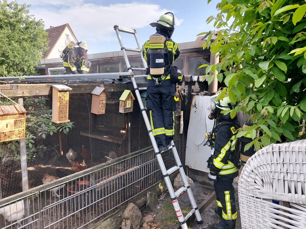 F 2 Brand Gartenhuette 2023 016